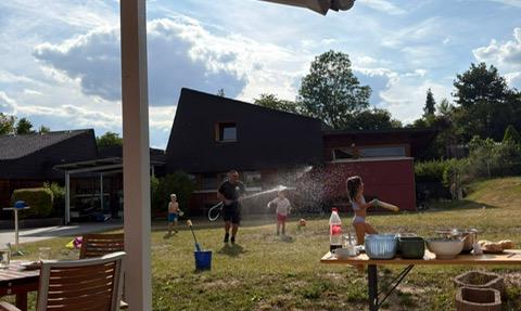Wasserspaß beim Abschlussfest