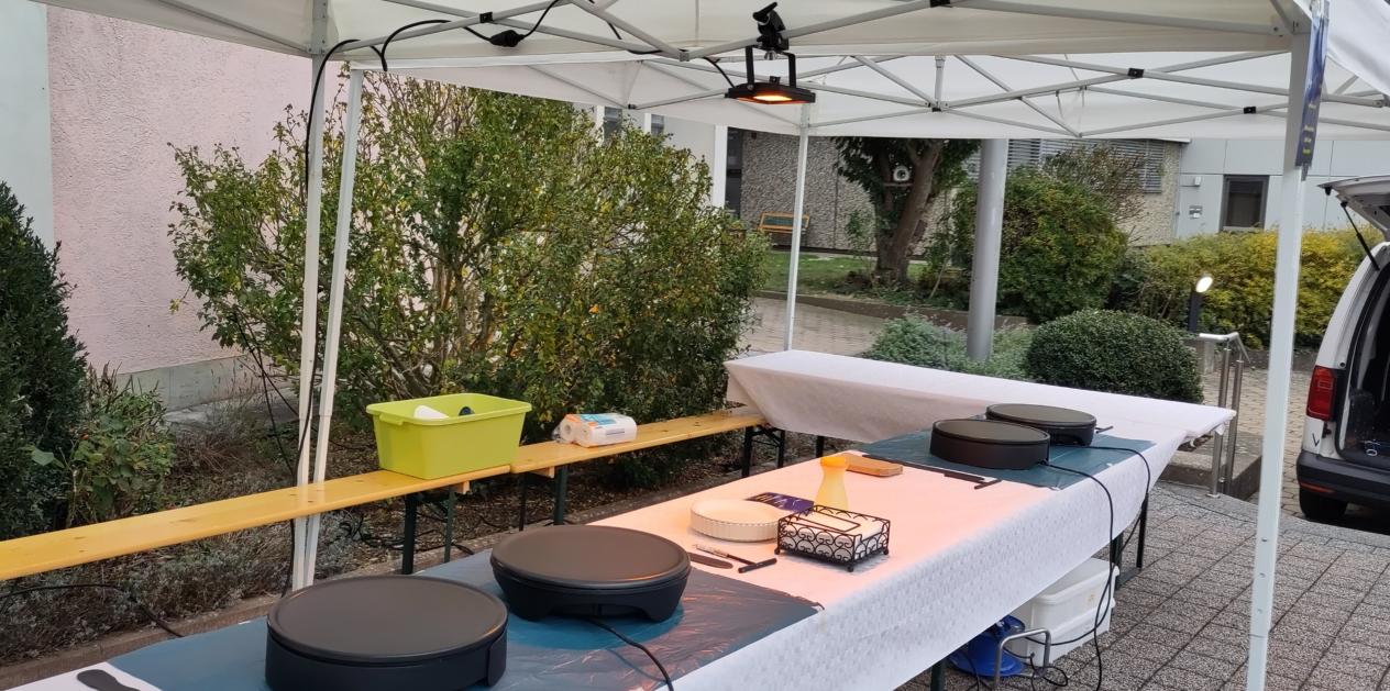 Gut geeignet für Feste: Unsere Faltpavillons und Crepes-Maker