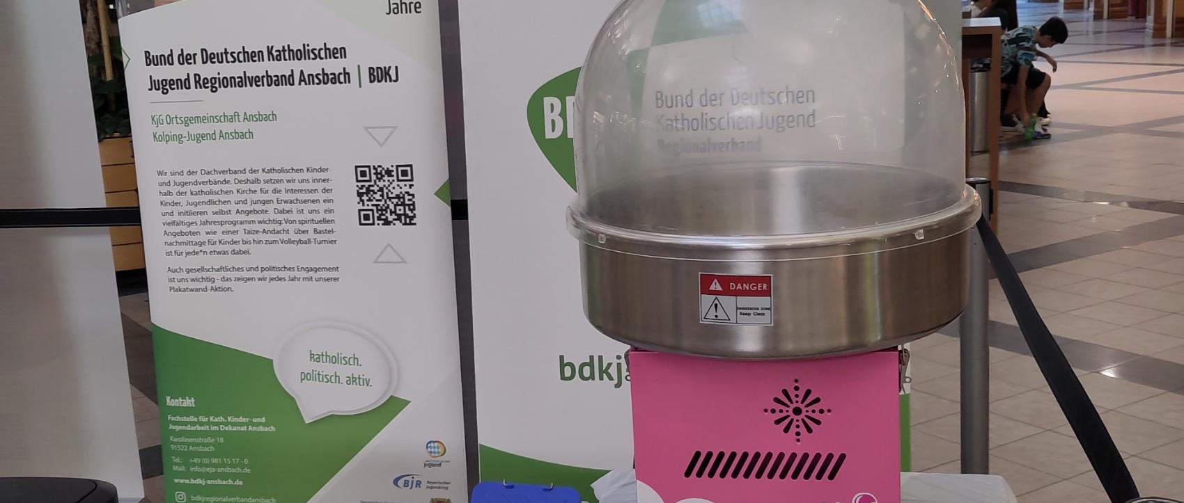 Unsere Profi-Zuckerwattemaschine ist einer unserer Beststeller bei den verschiedensten Aktionen