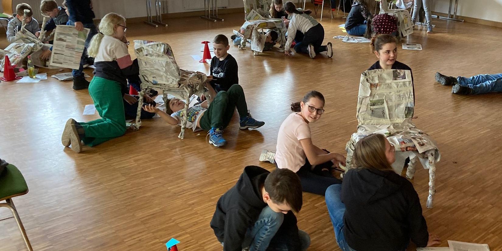 Spaß, Action und knifflige Aufgaben bei Paper-Action