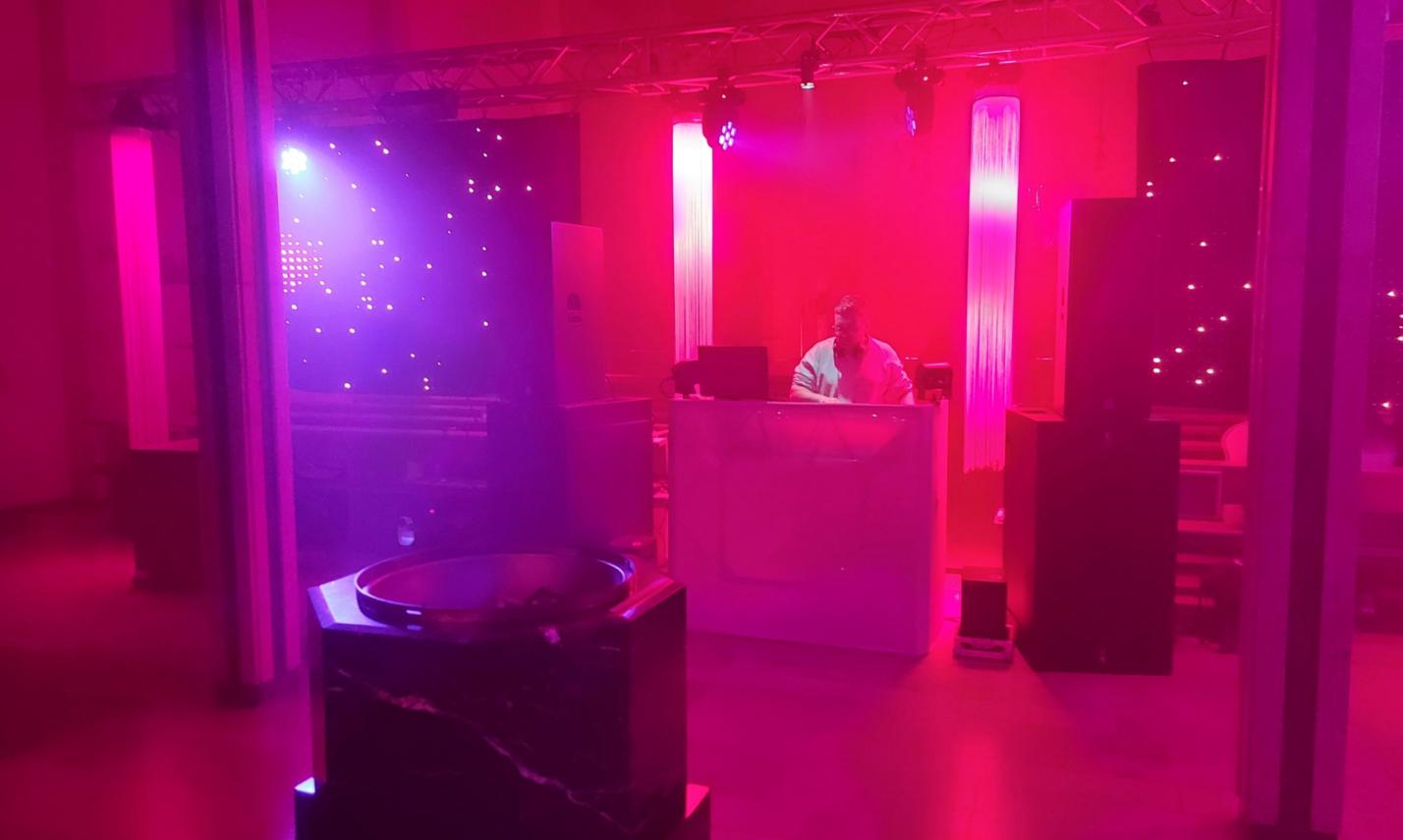 DJ Elias Schreml in Action